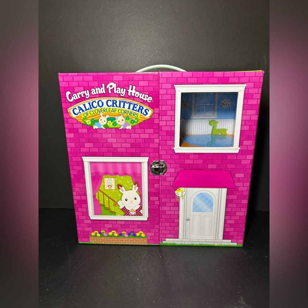 Calico Critters Carry and Play House